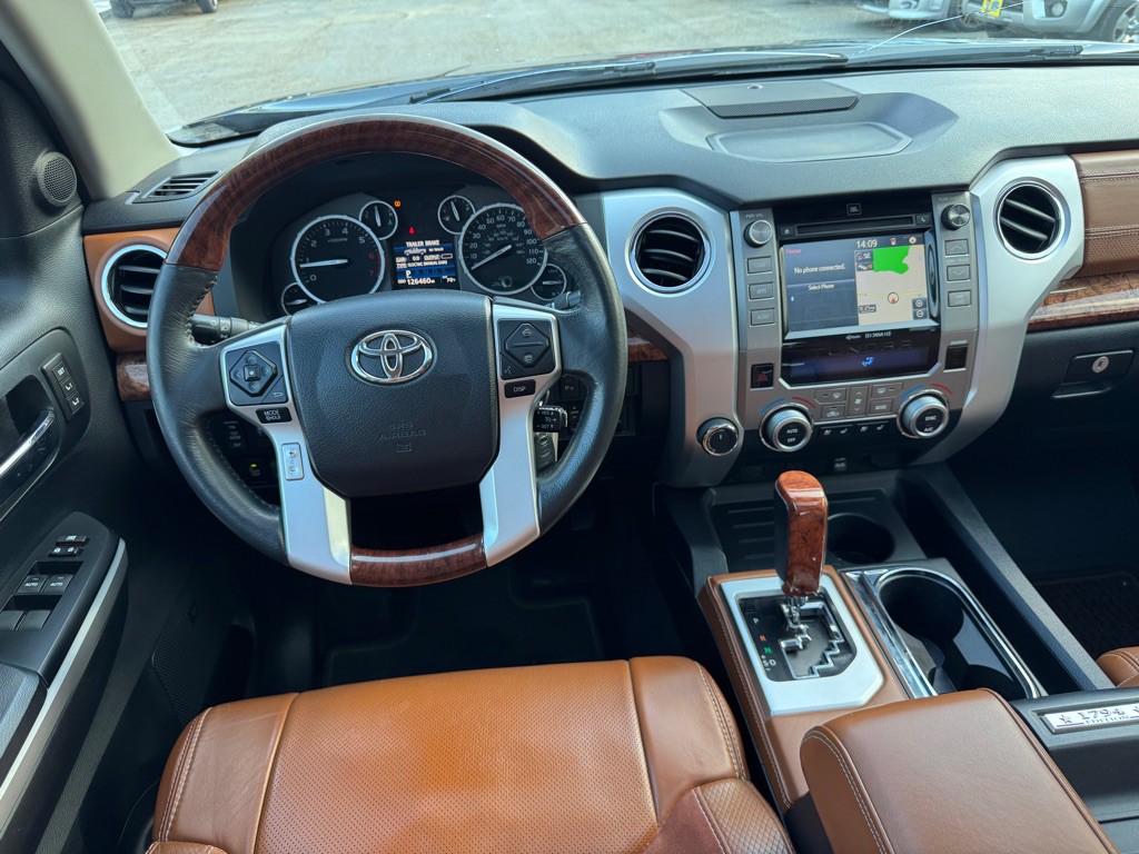 2016 Toyota Tundra Image 12