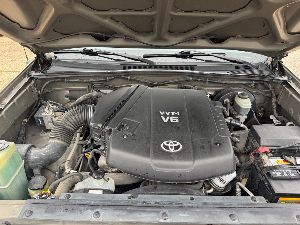 2006 Toyota Tacoma Image 16