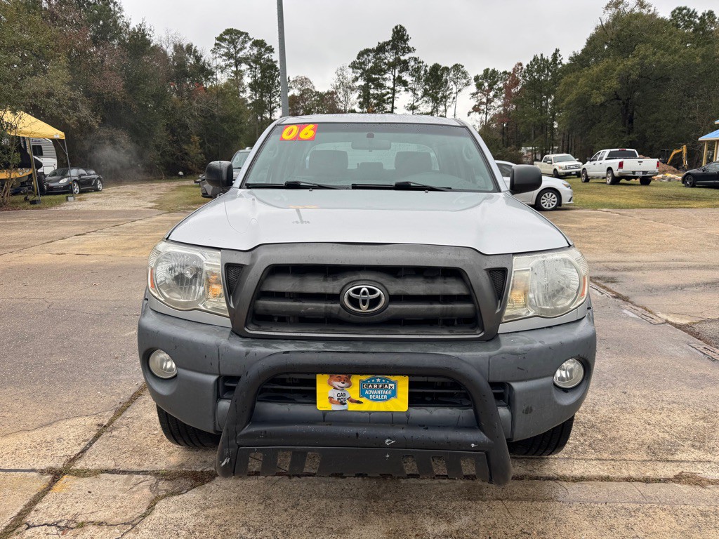 2006 Toyota Tacoma Image 2