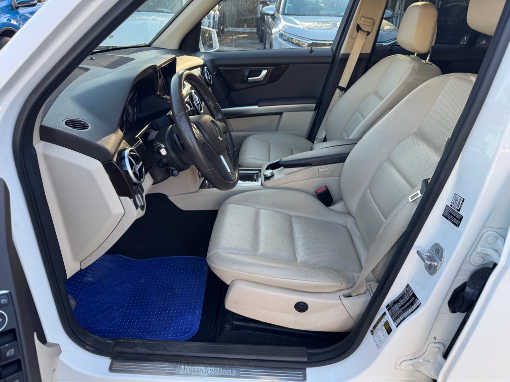 2015 Mercedes-Benz GLK-Class Image 8