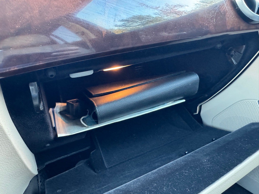 2015 Mercedes-Benz GLK-Class Image 12