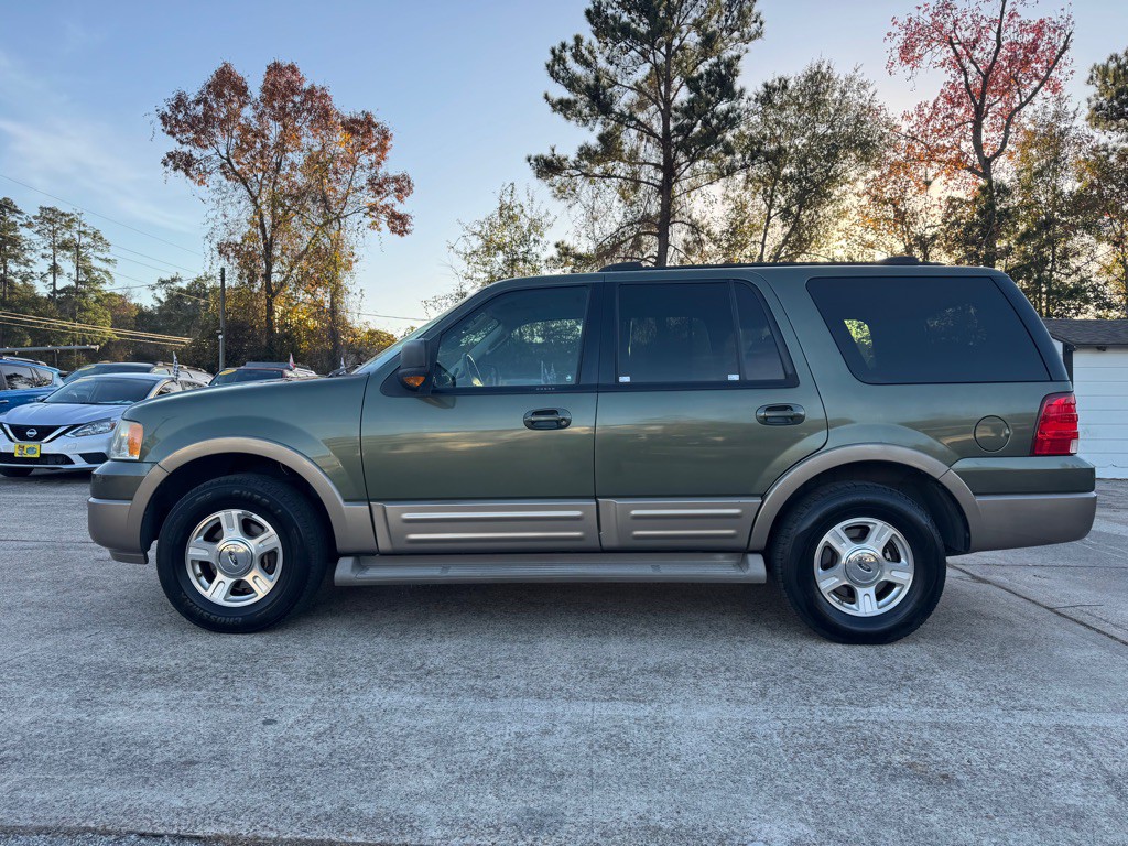2004 Ford Expedition Image 4