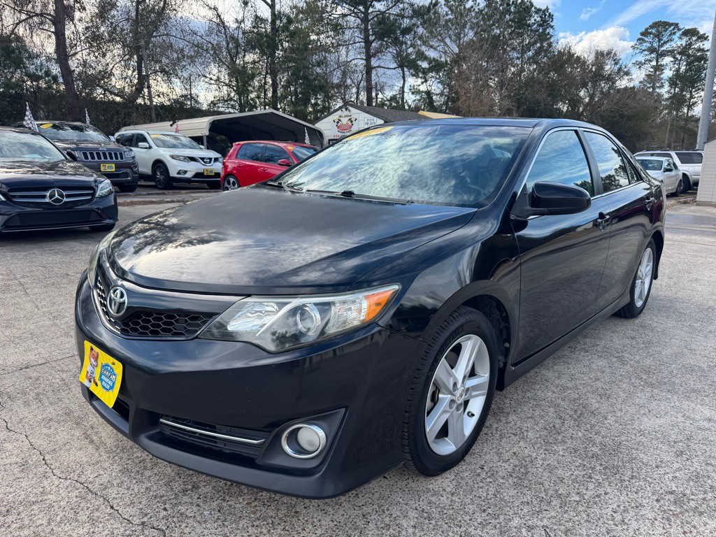 2012 Toyota Camry Image 3
