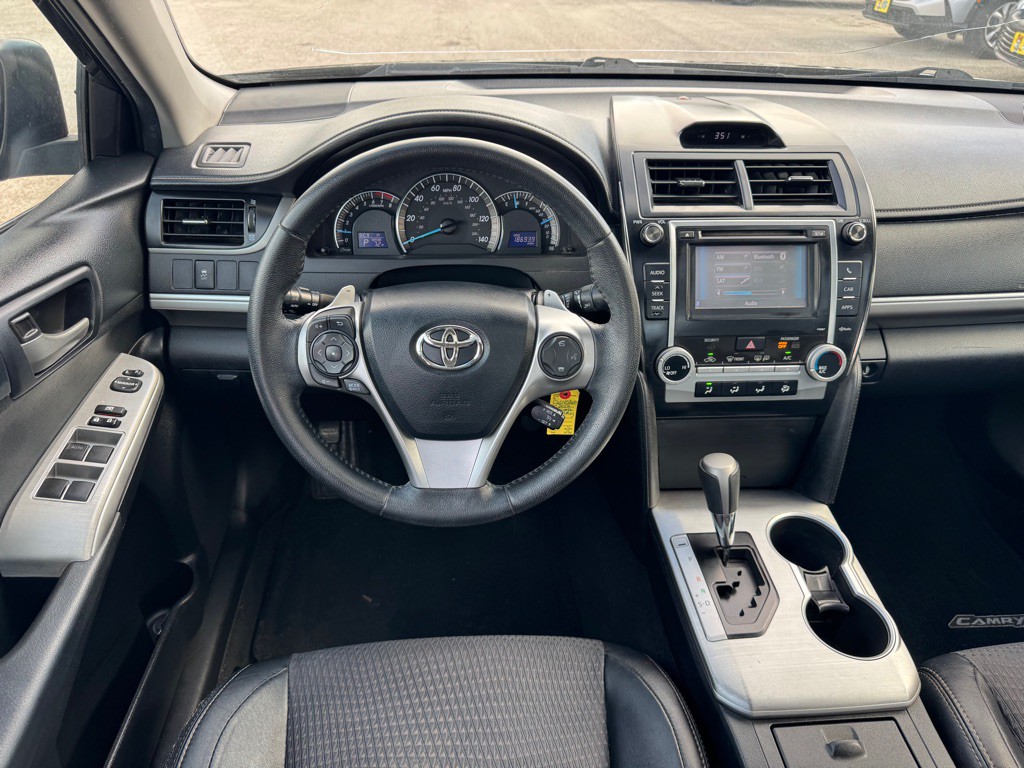 2012 Toyota Camry Image 14