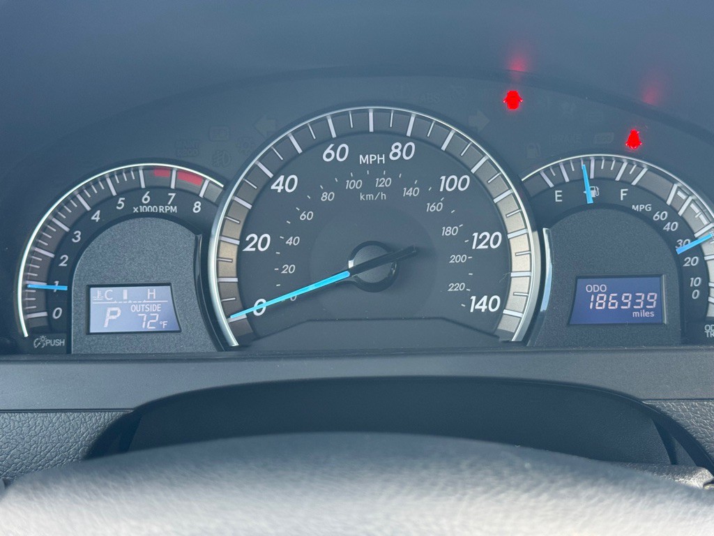 2012 Toyota Camry Image 15