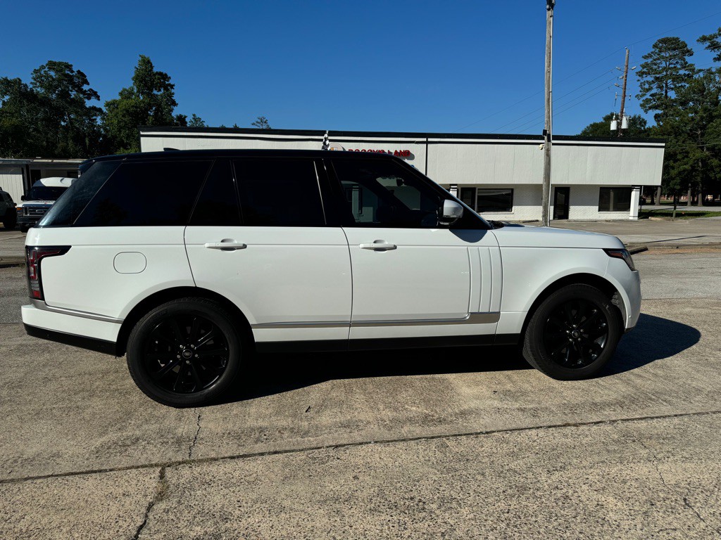 2017 Land Rover Range Rover Image 2