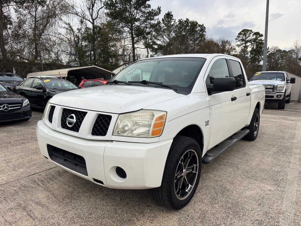 2004 Nissan Titan Image 3