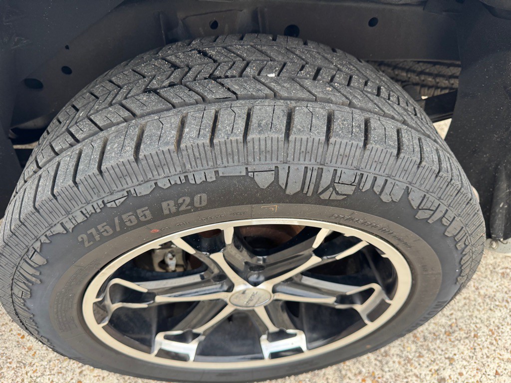 2004 Nissan Titan Image 14