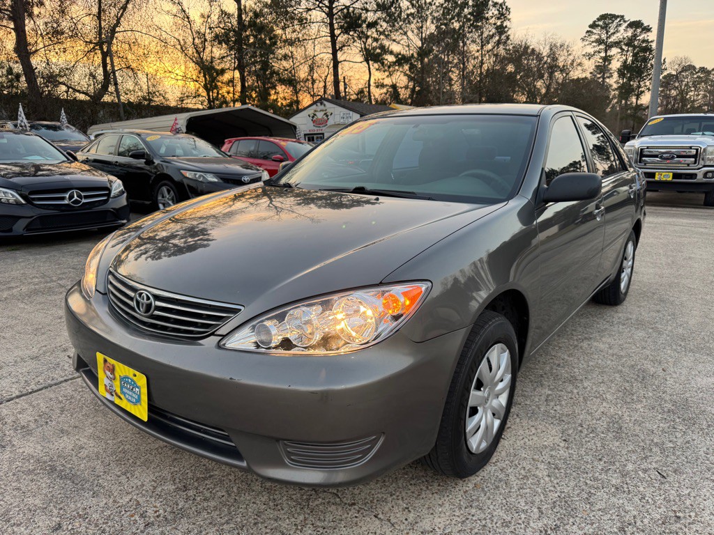 2005 Toyota Camry Image 8