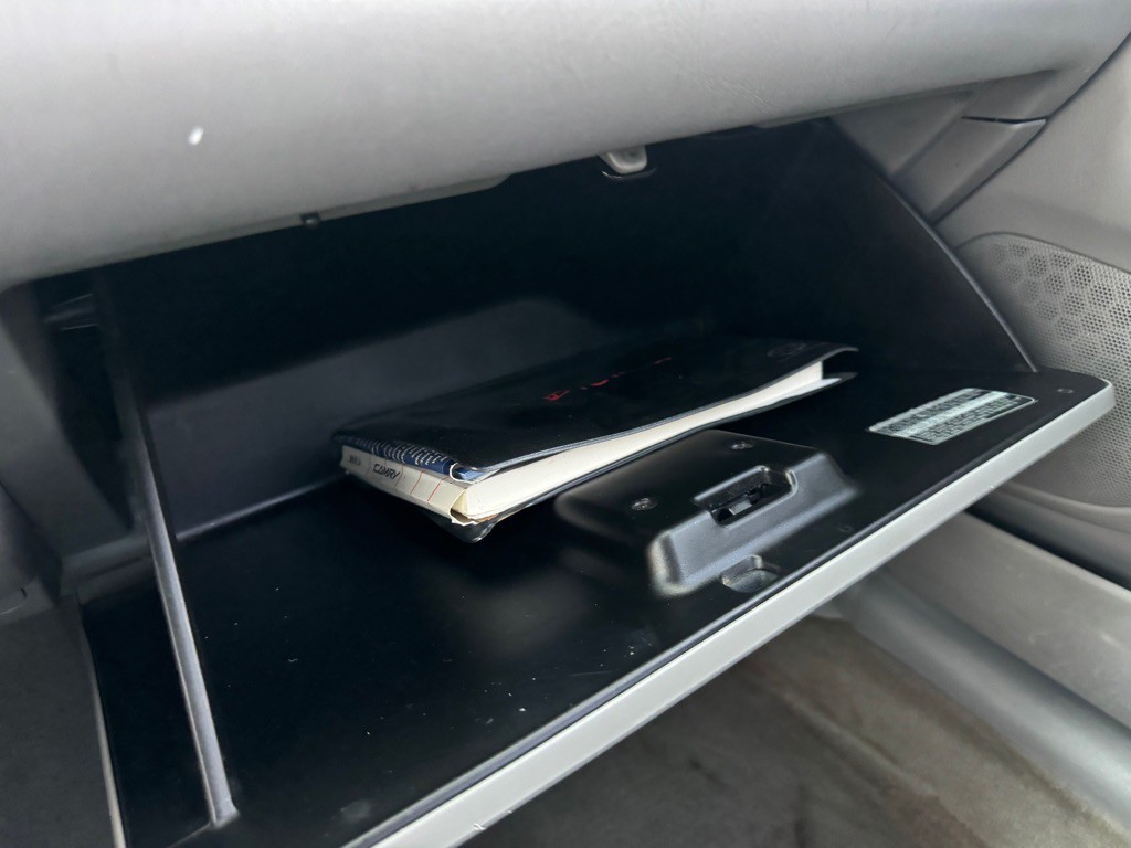 2005 Toyota Camry Image 13