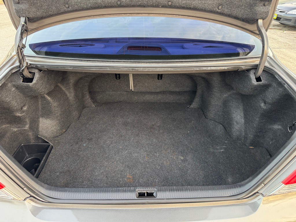 2005 Toyota Camry Image 14