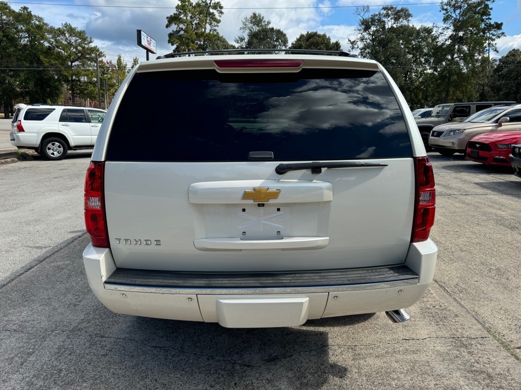 2014 Chevrolet Tahoe Image 4