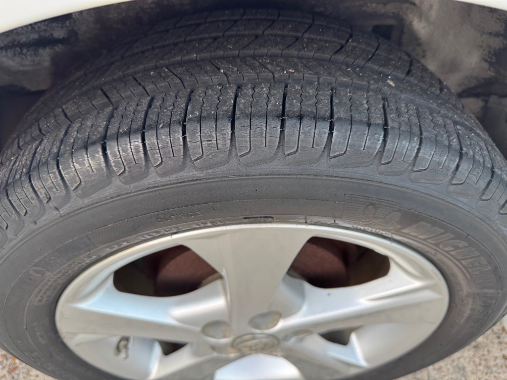 2013 Toyota Corolla Image 16