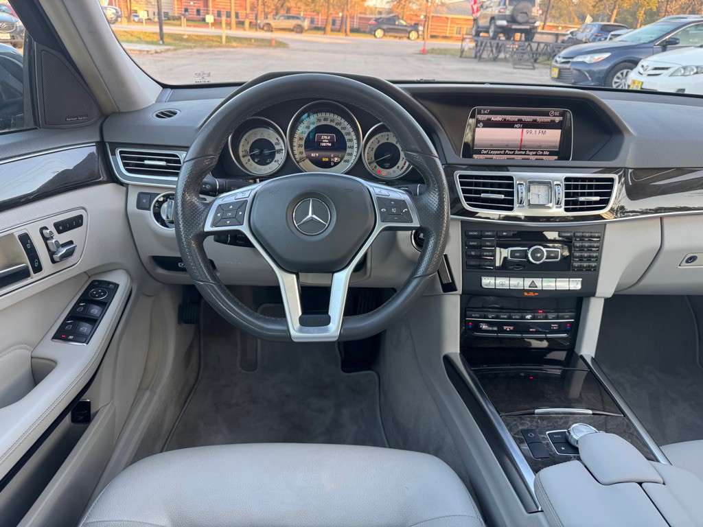2014 Mercedes-Benz E-Class Image 11