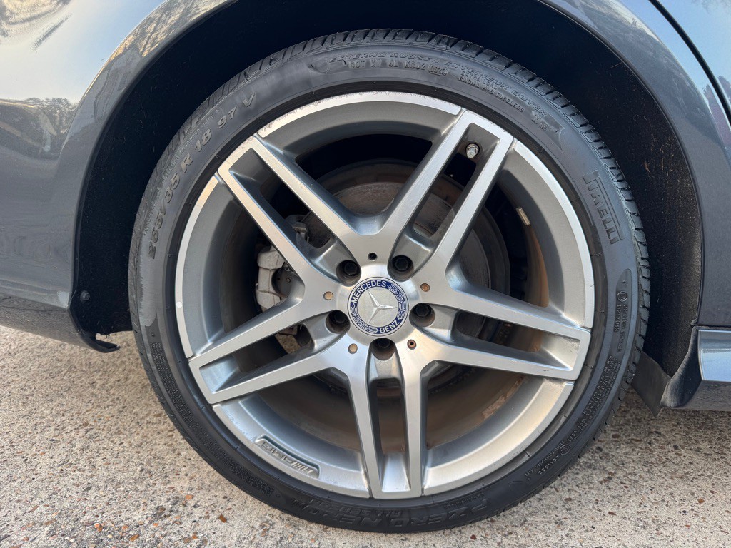 2014 Mercedes-Benz E-Class Image 24