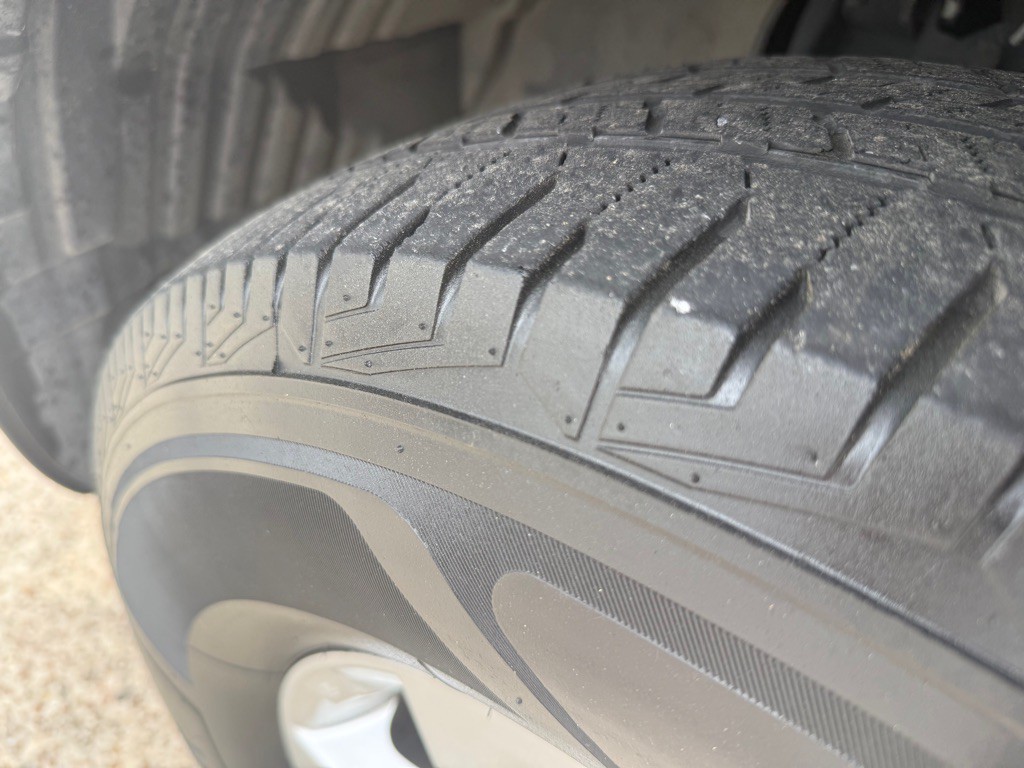 2012 Nissan Frontier Image 8