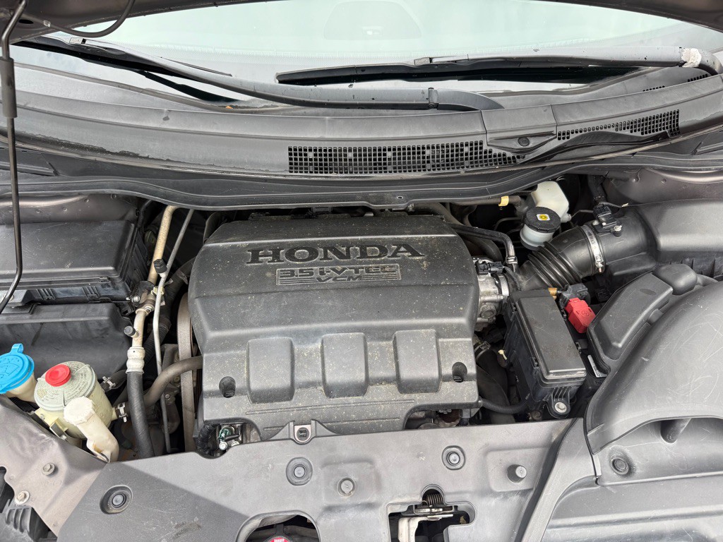 2015 Honda Odyssey Image 17