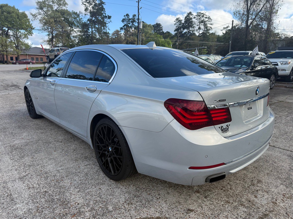 2014 BMW 7 Series Image 7