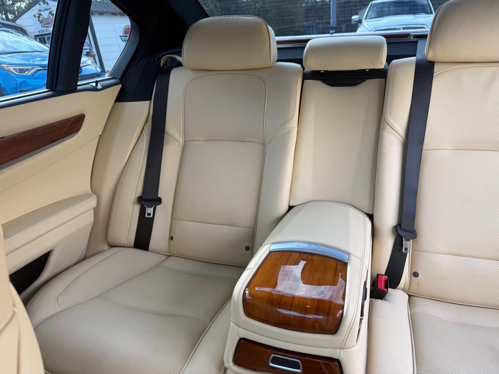 2014 BMW 7 Series Image 15