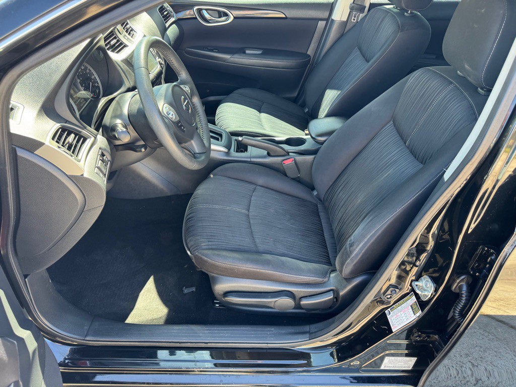 2018 Nissan Sentra Image 9