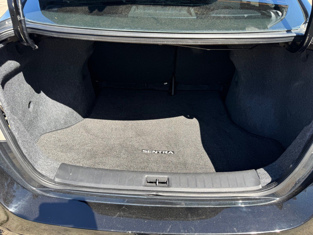 2018 Nissan Sentra Image 15