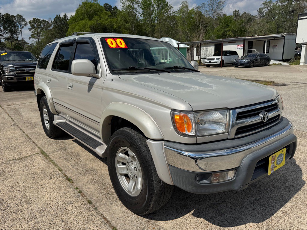 2000 Toyota 4Runner Image 1