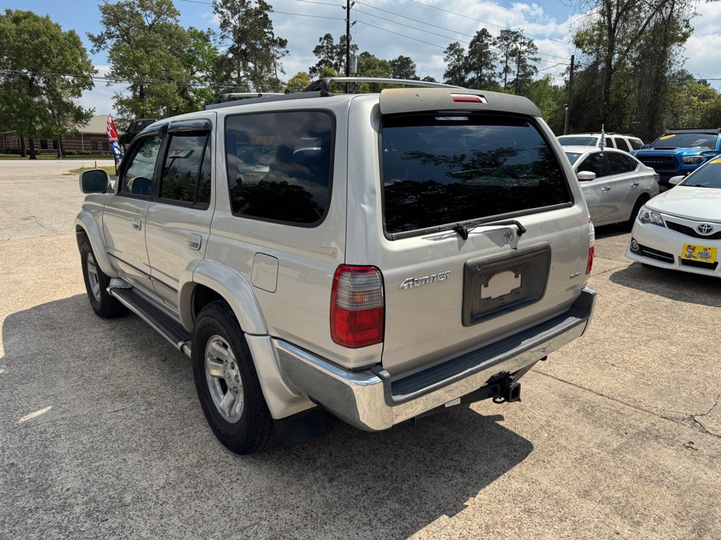 2000 Toyota 4Runner Image 5