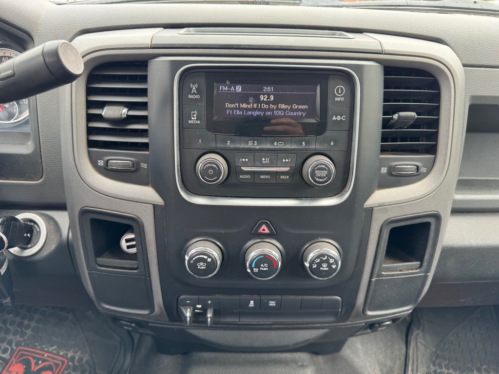 2015 RAM 2500 Image 15