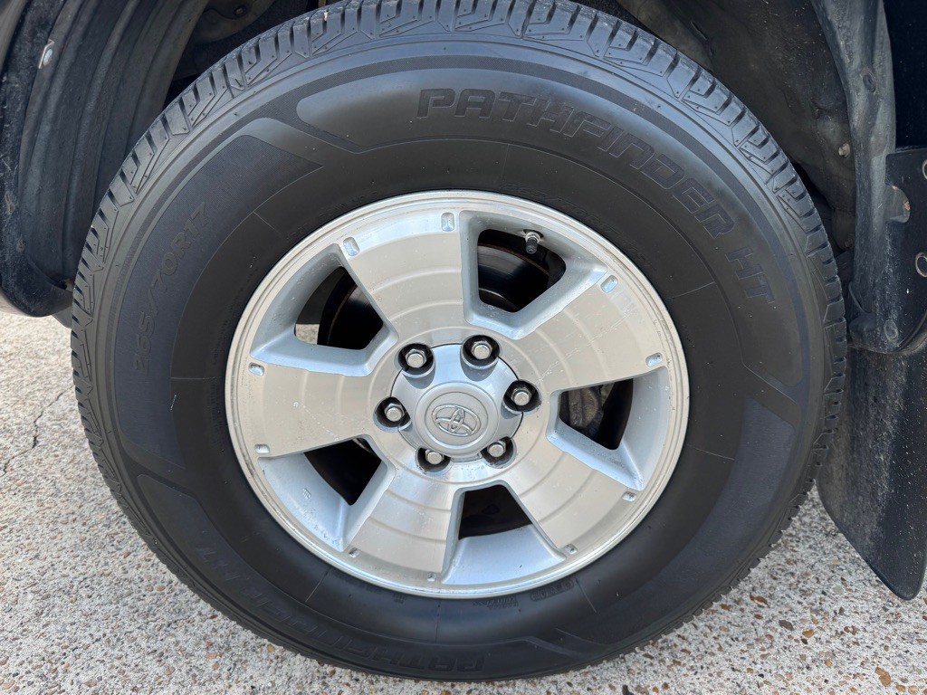 2011 Toyota Tacoma Image 10