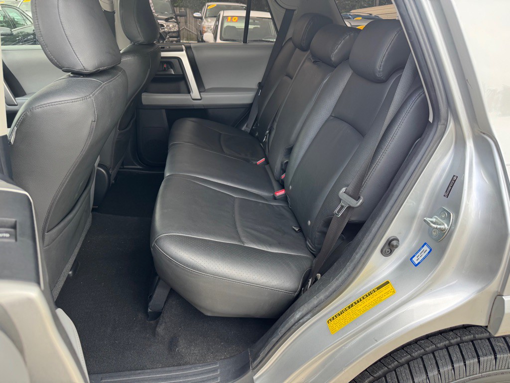 2010 Toyota 4Runner Image 13