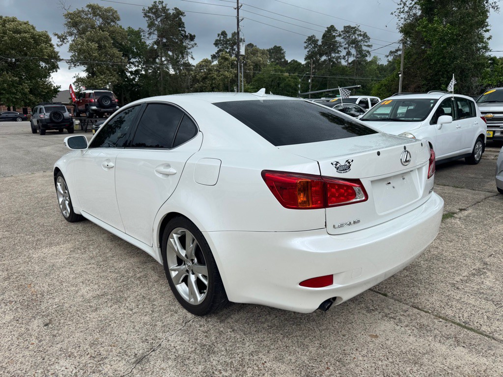 2009 Lexus IS Image 5