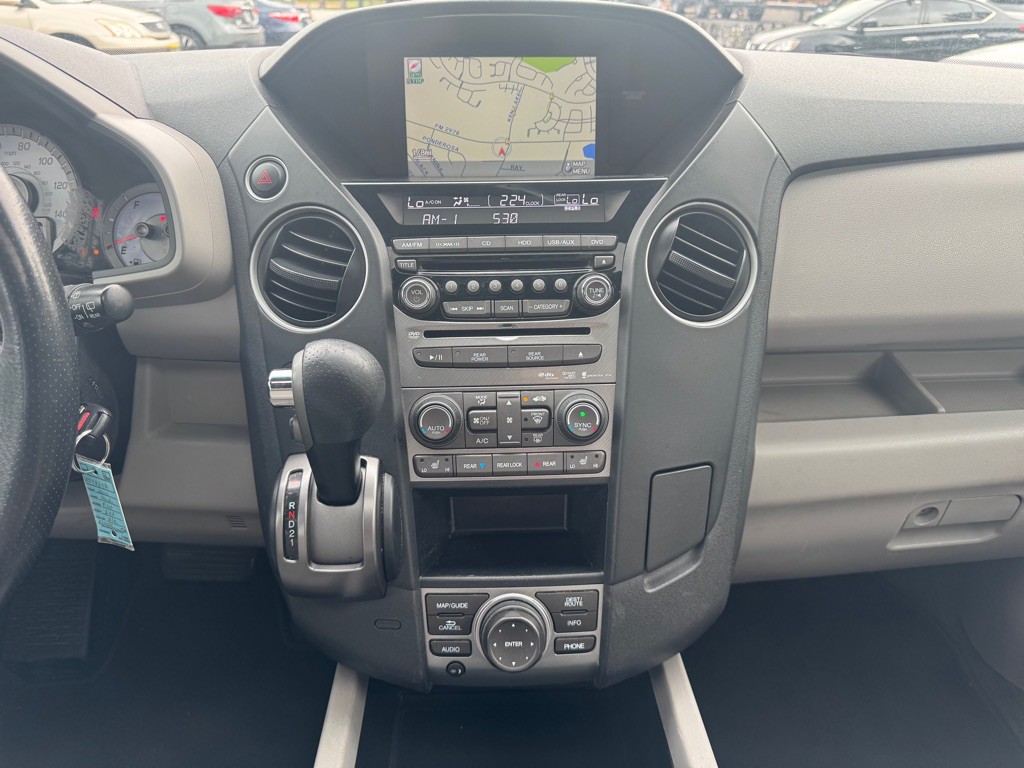 2015 Honda Pilot Image 12