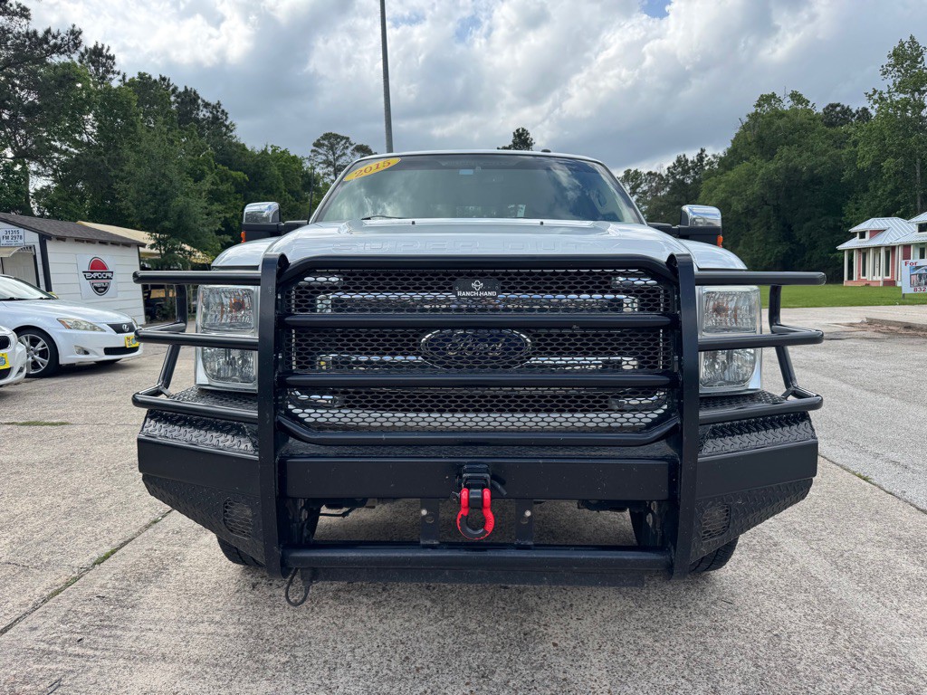 2015 Ford F-250 Image 2