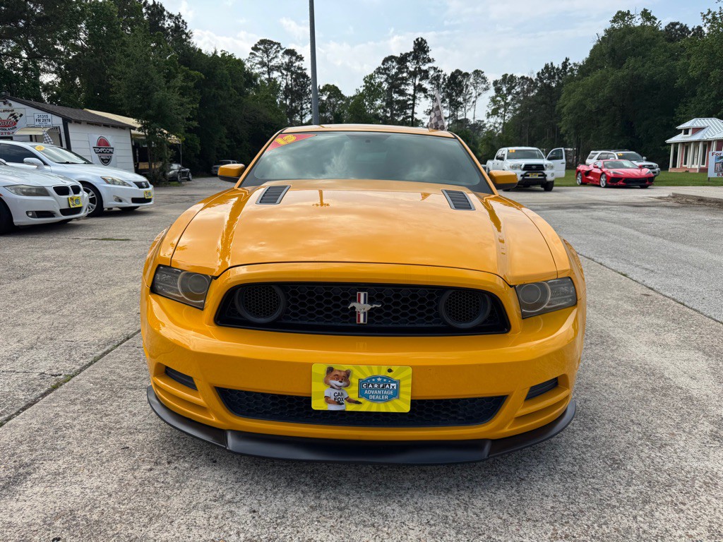 2013 Ford Mustang Image 2