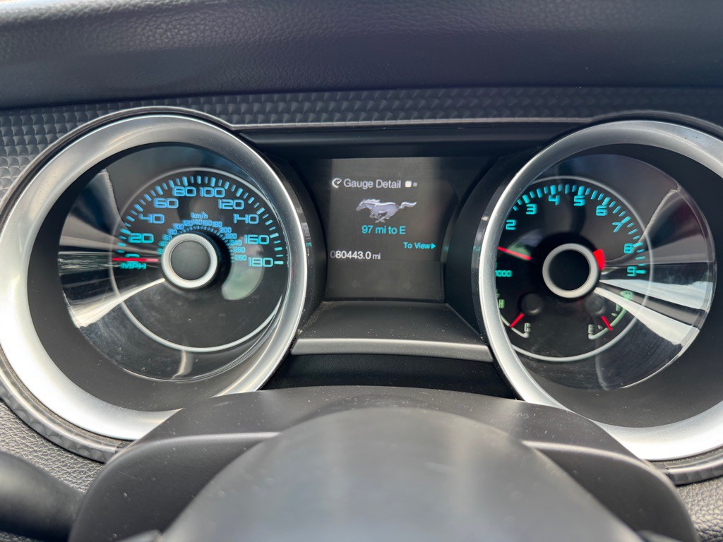 2013 Ford Mustang Image 10