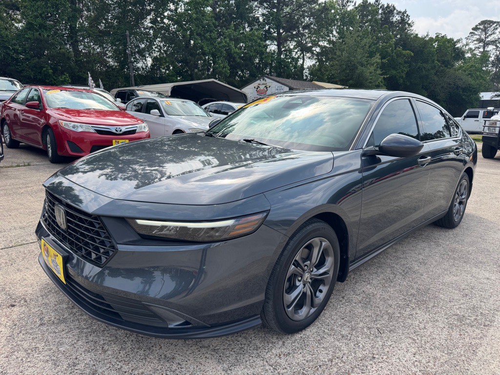 2023 Honda Accord Image 3