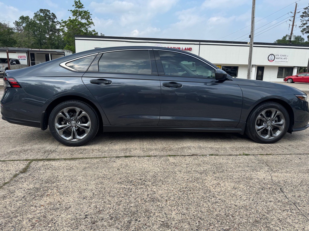 2023 Honda Accord Image 8