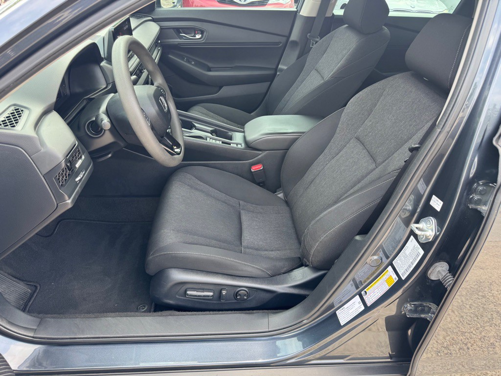 2023 Honda Accord Image 9