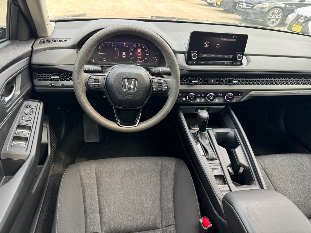 2023 Honda Accord Image 11