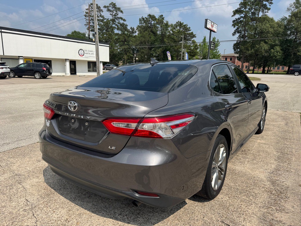 2019 Toyota Camry Image 5
