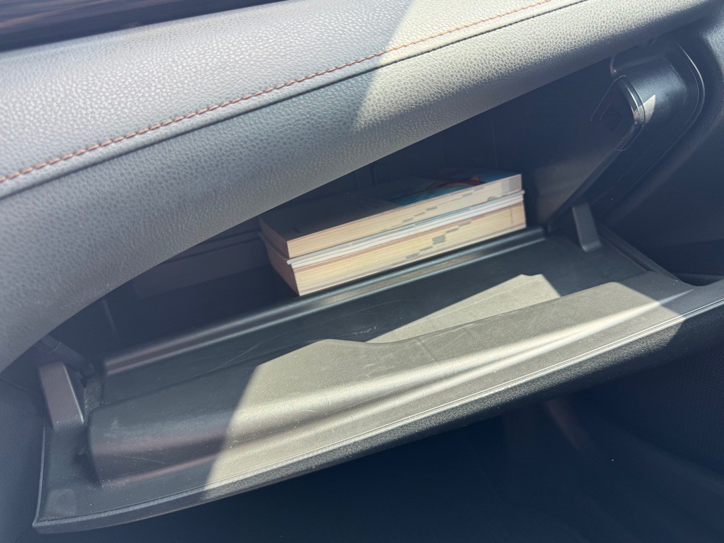 2019 Toyota Camry Image 13