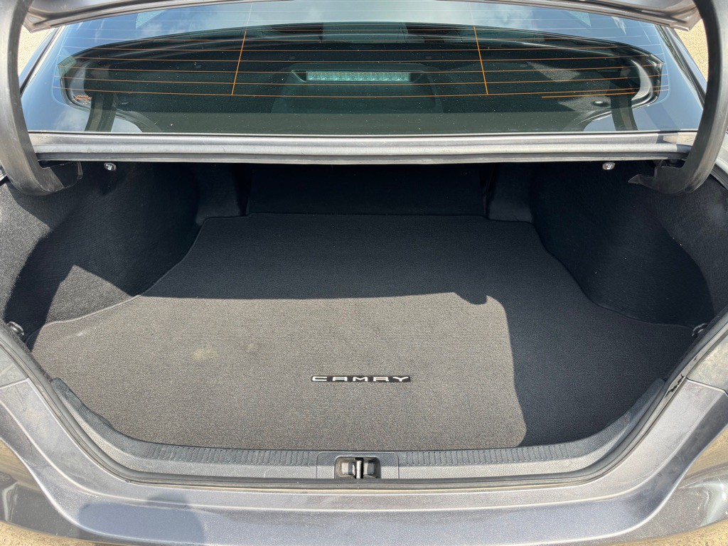 2019 Toyota Camry Image 14