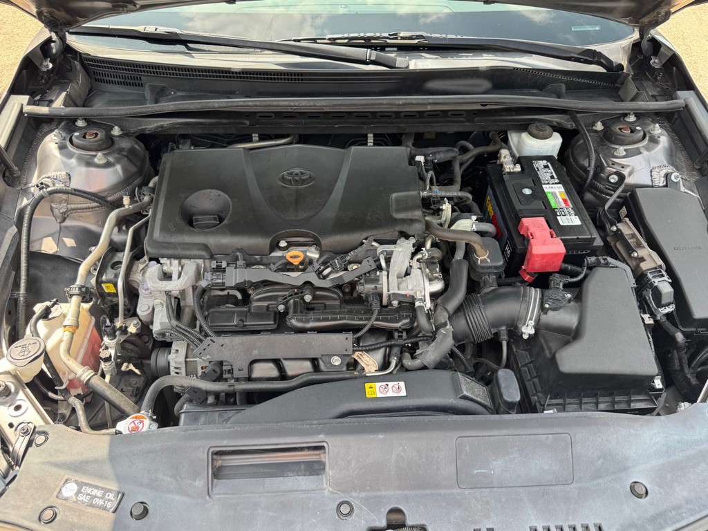 2019 Toyota Camry Image 18