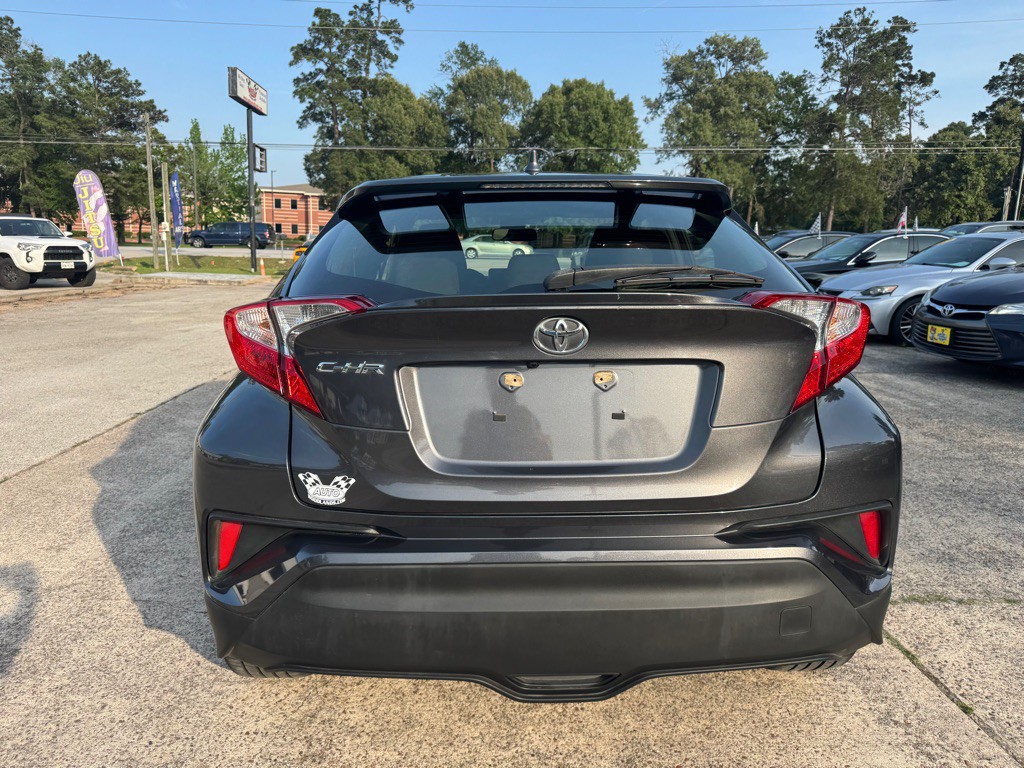 2020 Toyota C-HR Image 6