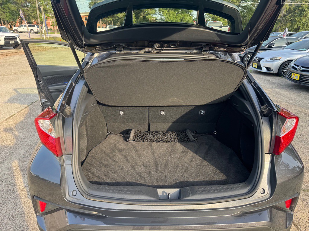 2020 Toyota C-HR Image 16