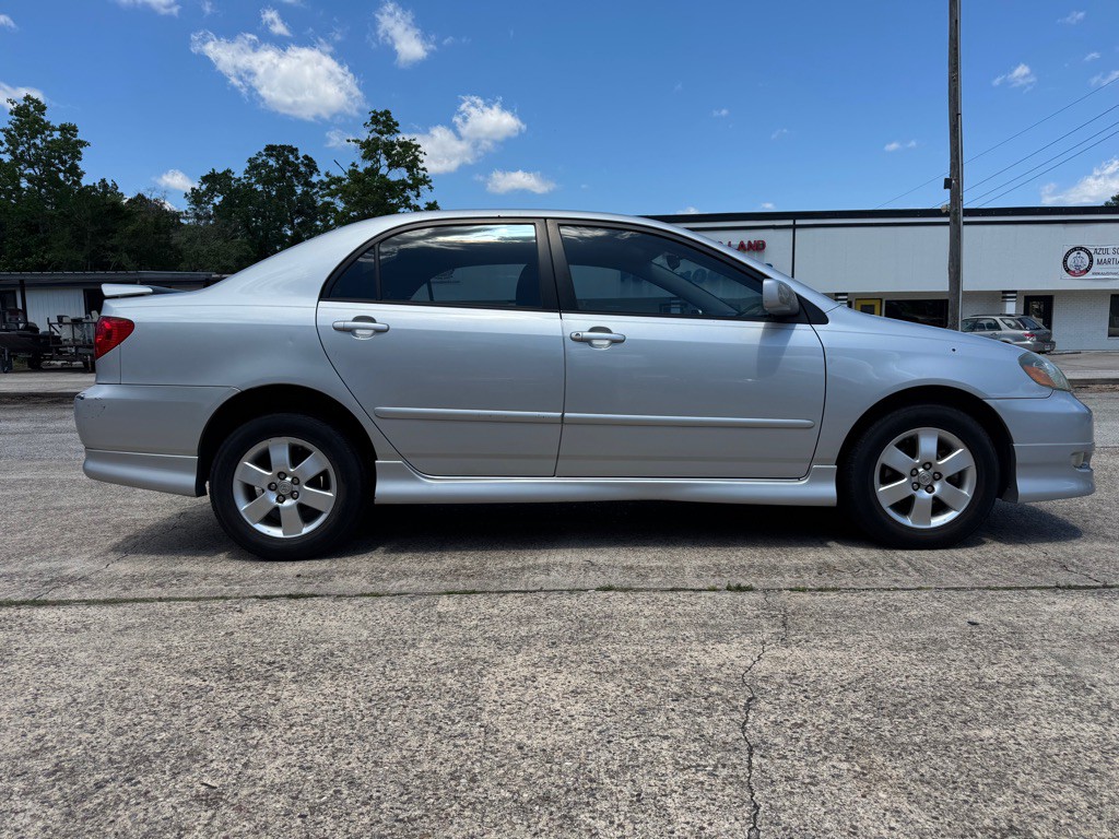 2007 Toyota Corolla Image 8