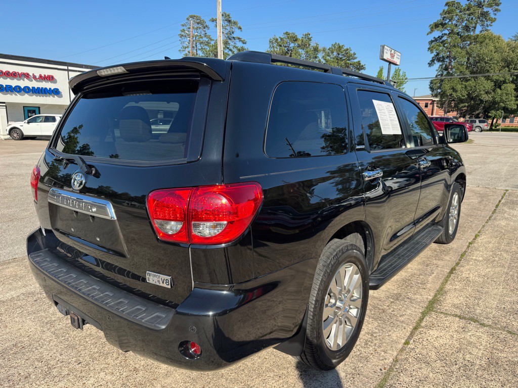 2014 Toyota Sequoia Image 7