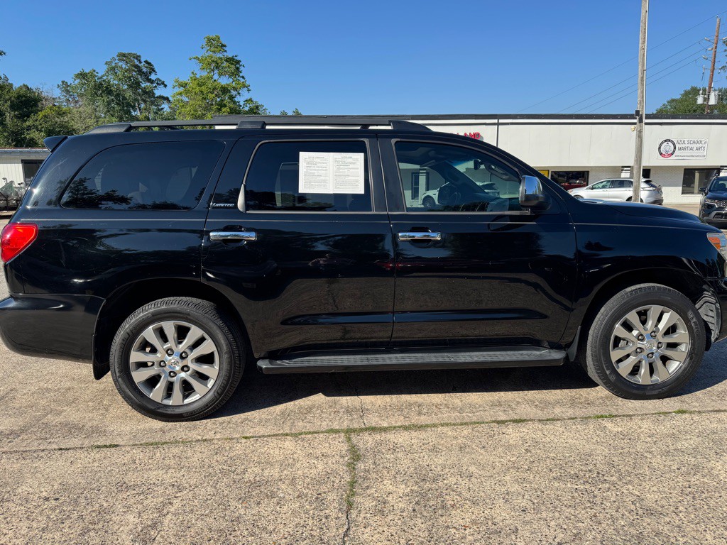 2014 Toyota Sequoia Image 8