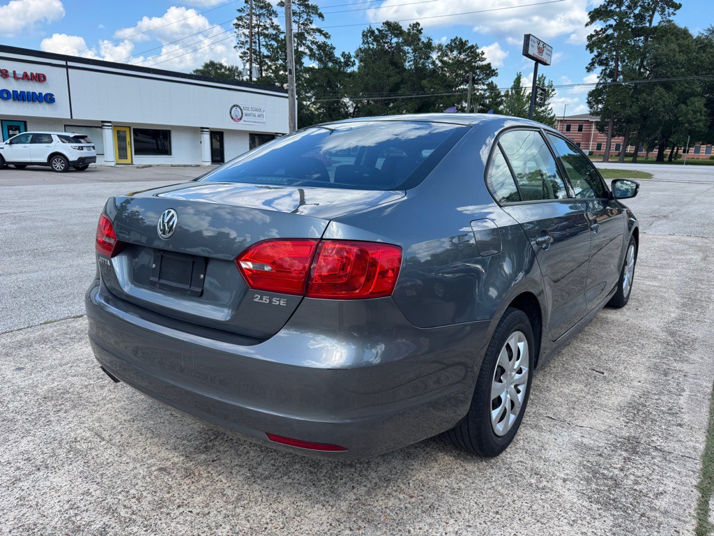 2011 Volkswagen Jetta Image 7
