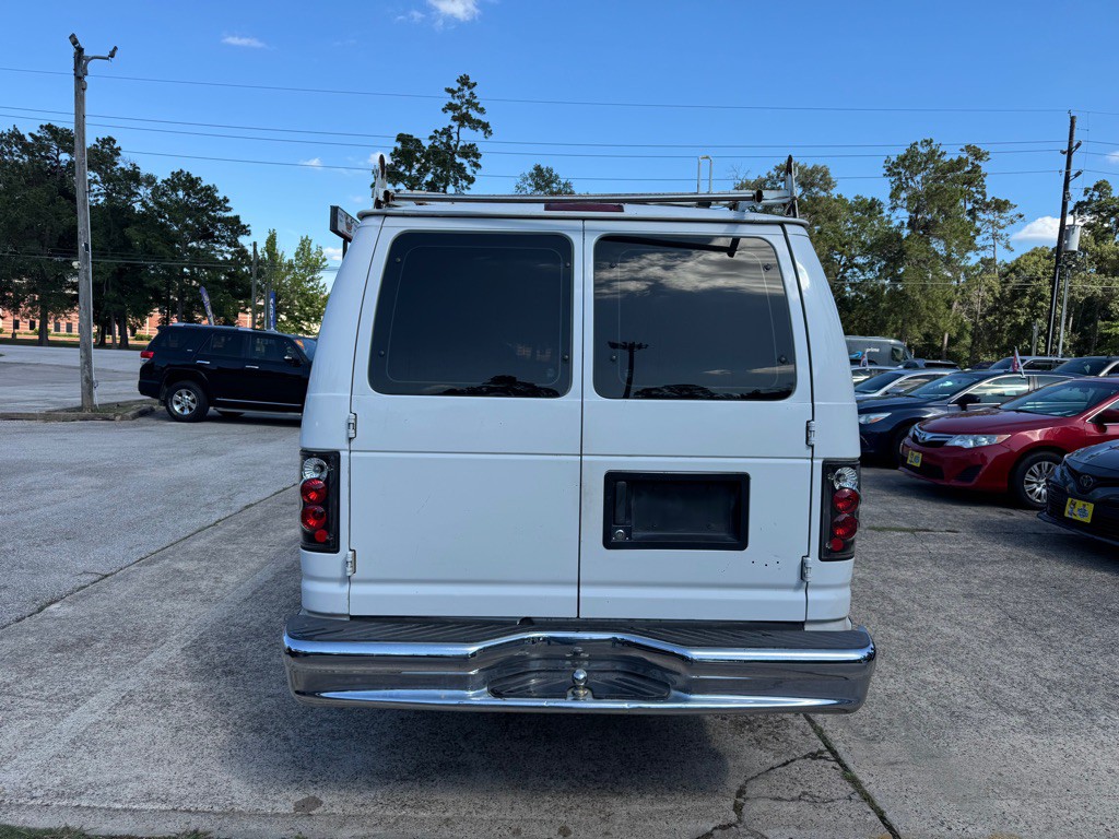 2006 Ford Econoline Image 6